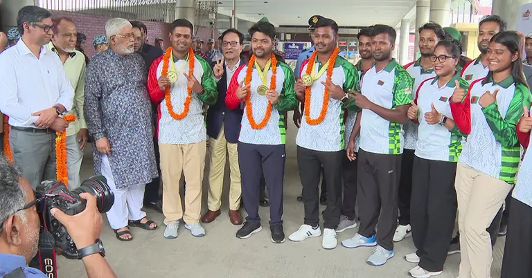 স্বর্ণপদক জয়ী আর্চাররা